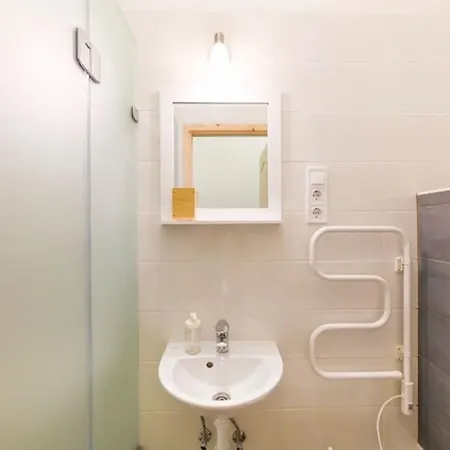 1 Bedroom Flat In Nyar Str., Downtown 아파트 *