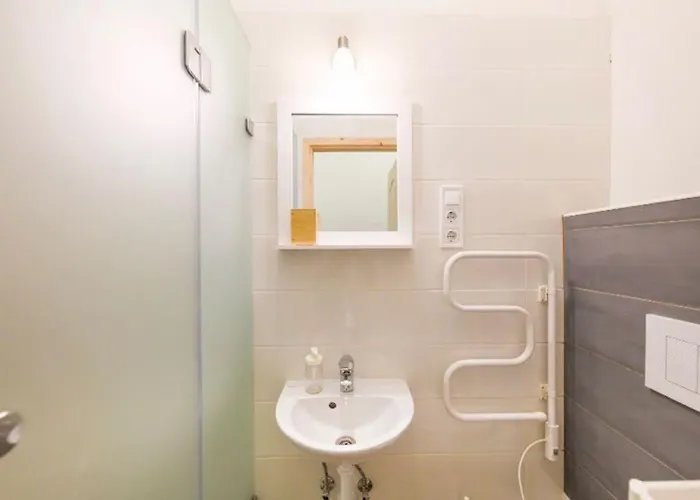 1 Bedroom Flat In Nyar Str., Downtown Apartament *